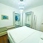 Casa Bianca Terrace View شقة لووِنو