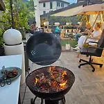 Casa Bianca Terrace View * لووِنو
