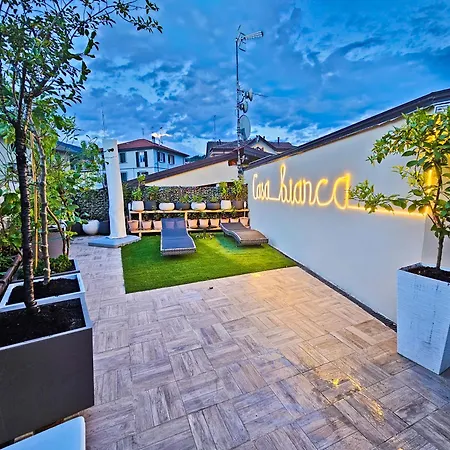 Casa Bianca Terrace View 勒威诺