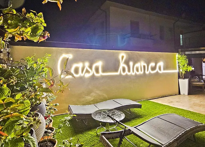 Casa Bianca Terrace View 勒威诺